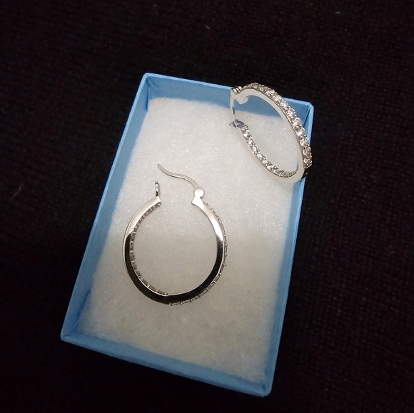 Cz sterling silver earrings - Picture 2 of 3
